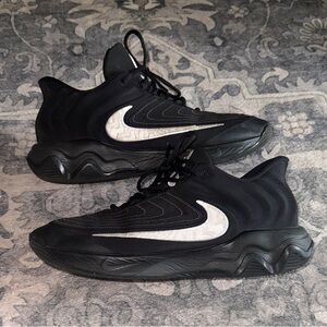 Men’s Size 13 Giannis Immortality 4 “Black/White”